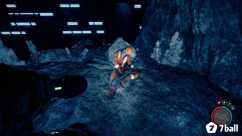 *Hang sâu Sons of the Forest biến bóng tối và pin đèn thành áp lực tâm lý liên tục.*