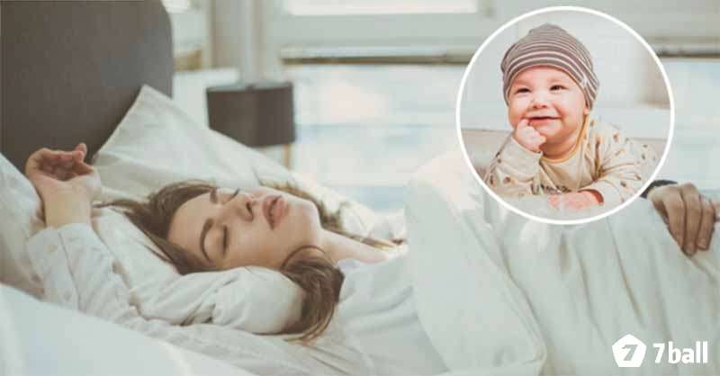 Hình ảnh em bé cười trong mơ là dấu hiệu của sự an lành và hạnh phúc