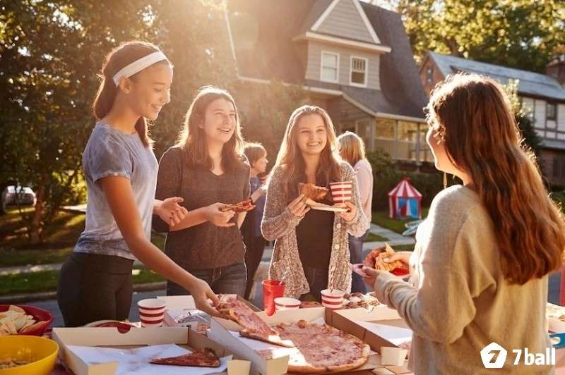 Mơ thấy hàng xóm số mấy giúp chủ mộng trúng lớn chiều nay? 